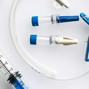 خدمات تزریق پلاستیک در پزشکی